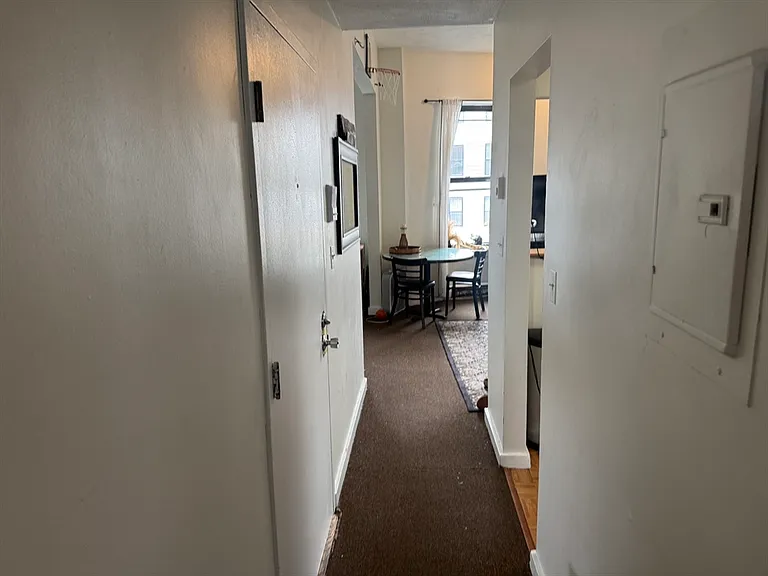 483 E Broadway #4 — Photo 12