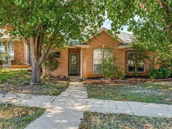 4612 Oak Club Dr