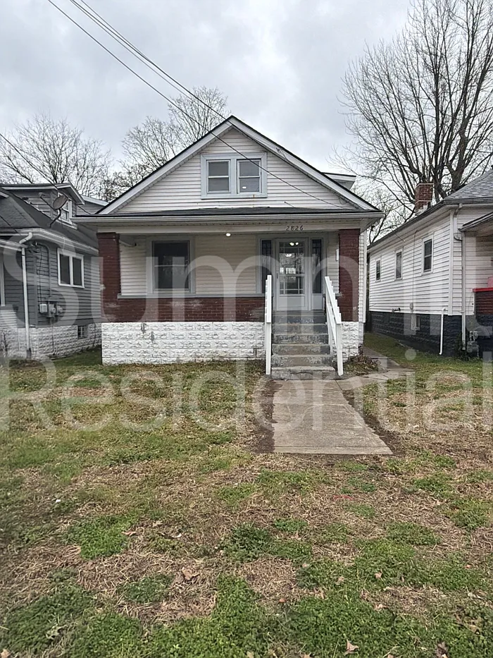 3 bed, 1.0 bath, 1044 sqft, $1,395 — Photo 1