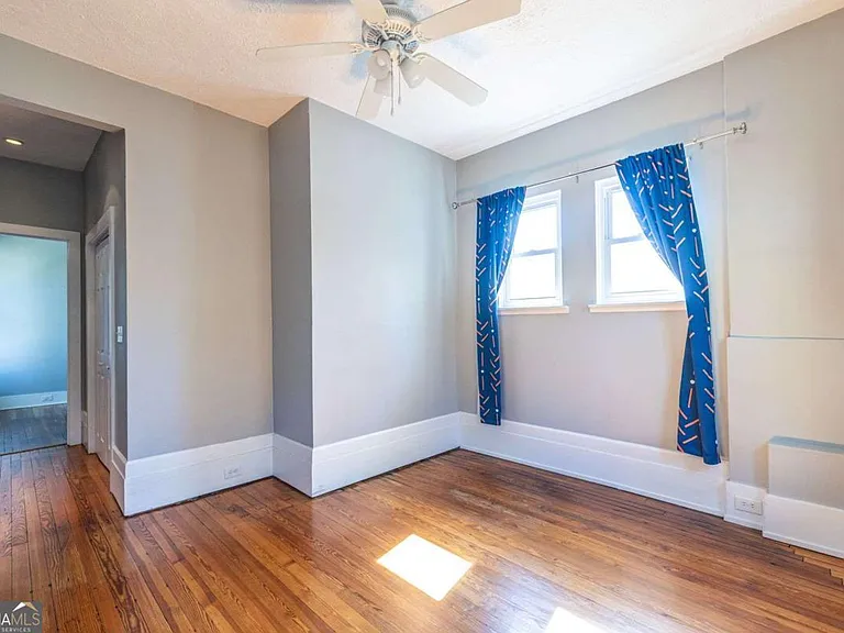 692 Myrtle St NE — Photo 51