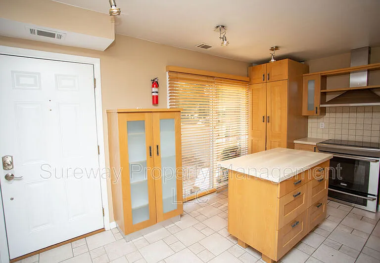 1145 Golden Pond Ct — Photo 4