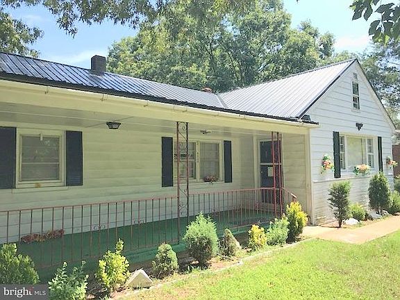 2nd image of 314 Oak Ave