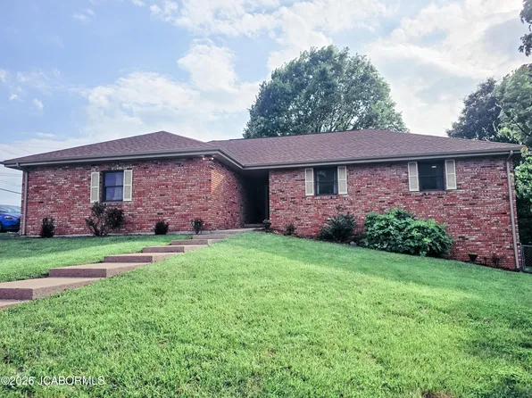 101 Kingsbury Ct, Jefferson City, MO 65109