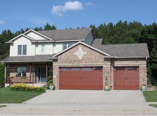 5256 Southwood Dr SW, Rochester, MN 55902