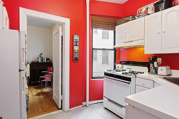 Sold by Brooklyn Real Inc | media 11