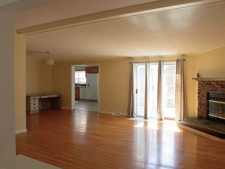 116 Livingston Rd — Photo 7