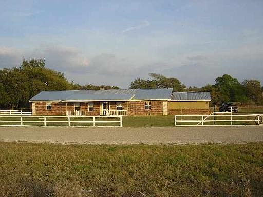 2nd image of 175 N Blanco Vista Dr 2200 SF