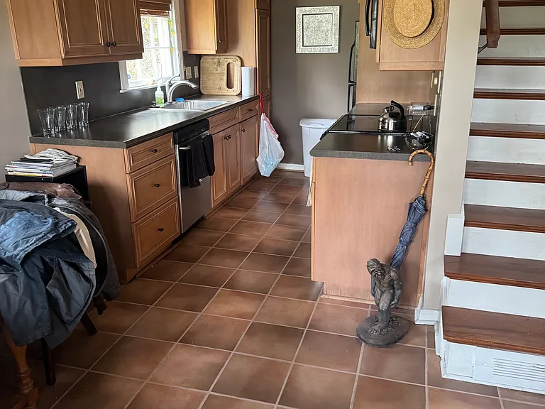 523 Congaree Ave — Photo 4