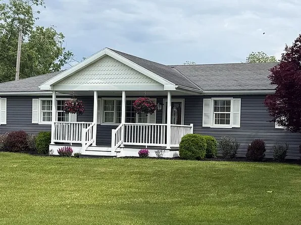 1420 Coonpath Rd NE, Lancaster, OH 43130