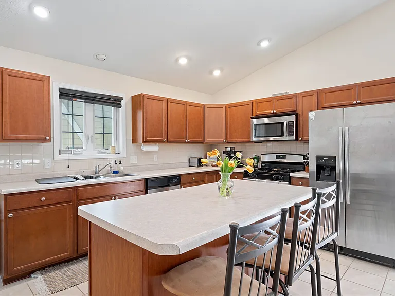 1223 Edith Ave NE — Photo 12