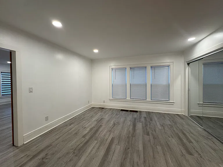140 S Collingwood Ave #142 — Photo 9