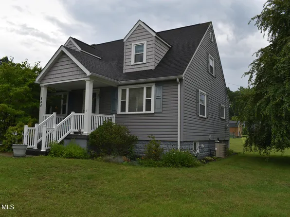 844 Brush Mountain Rd, Hollidaysburg, PA 16648