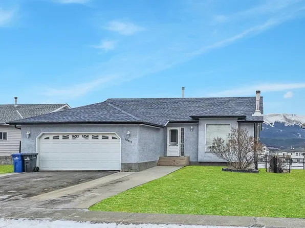 10913 N Grande Ave, Grande Cache, AB T0E 0Y0