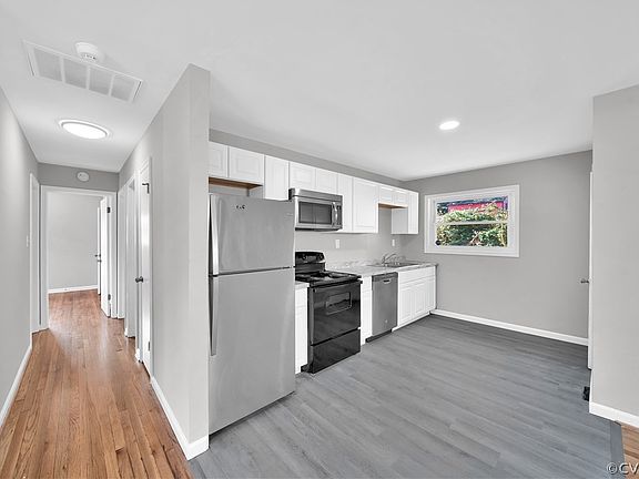 5th image of 2930 Glenan Dr