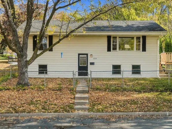 1234 43 1/2 Ave NE, Columbia Heights, MN 55421