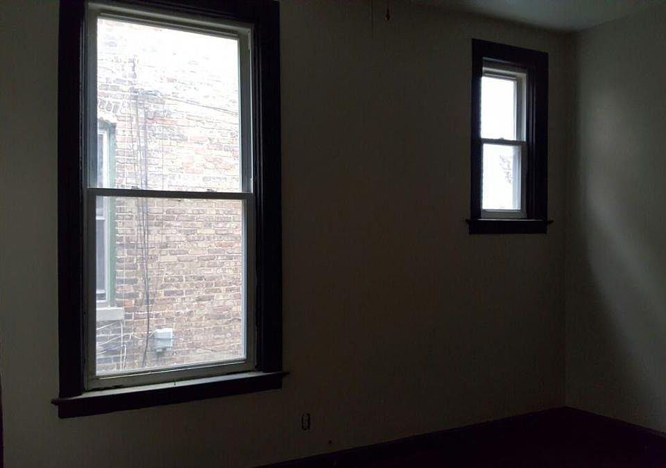 1st bedroom