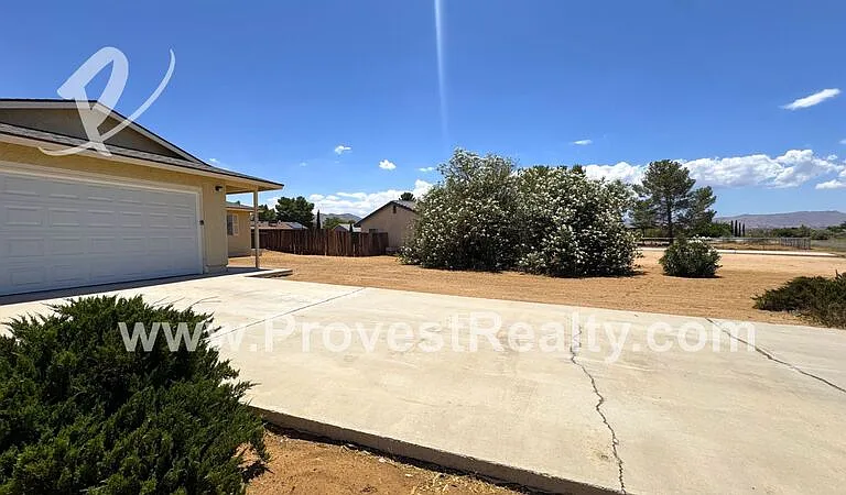 16692 Neenach Rd — Photo 3