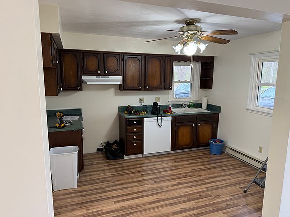 4th image of 4423 Middleboro Rd