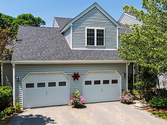2nd image of 28 Mountain Laurel Ln #28