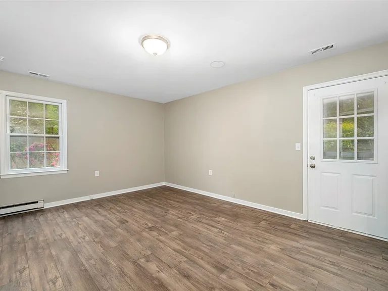 9201 Rattlesnake Rd — Photo 23