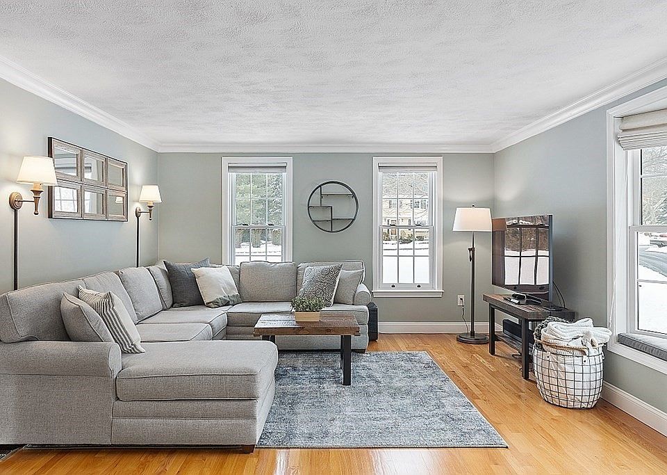 26 Colonial Dr, Westford, MA 01886 Zillow