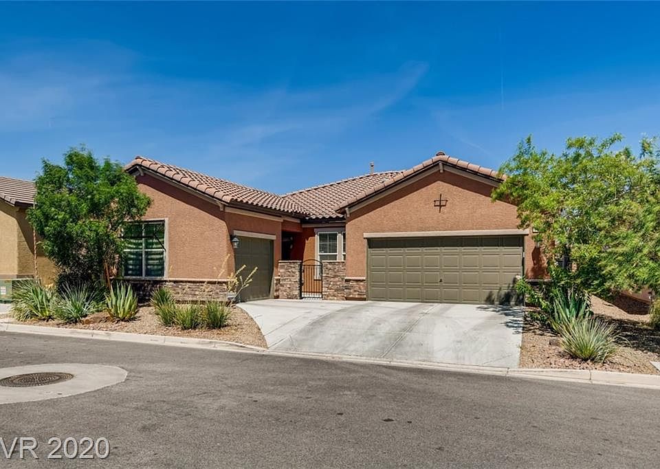 1st image of 7466 Desert Wildflower St
