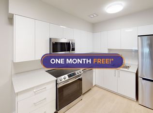 8735 Selkirk St #304, Vancouver, BC V6P 4J5