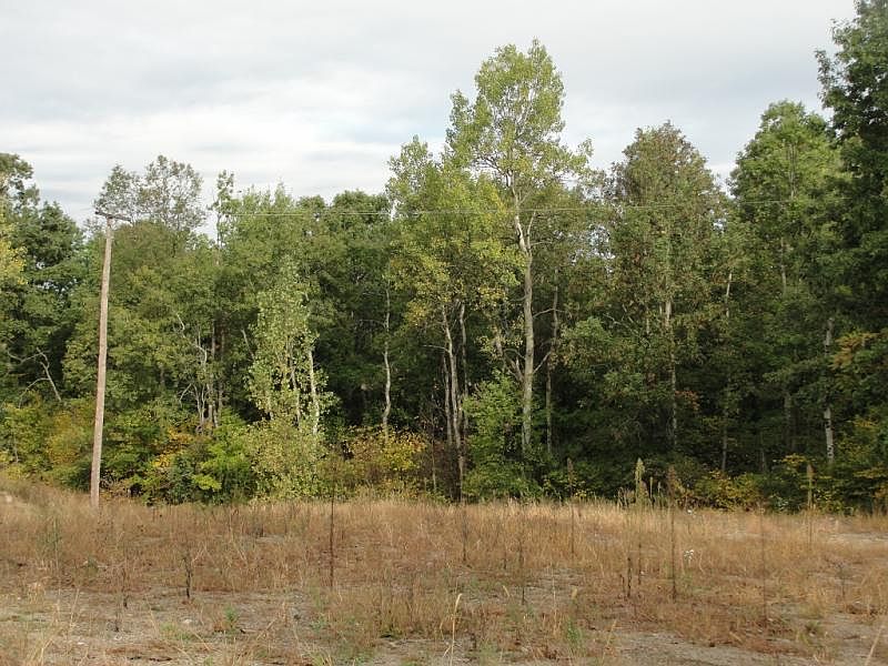 2nd image of Clear Lake Rd