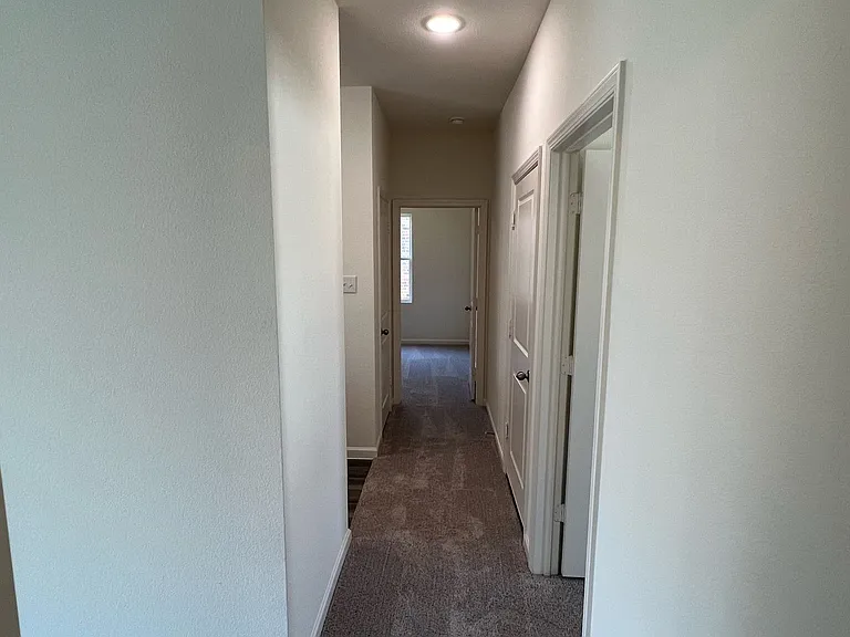 752 Richmond Dr — Photo 27