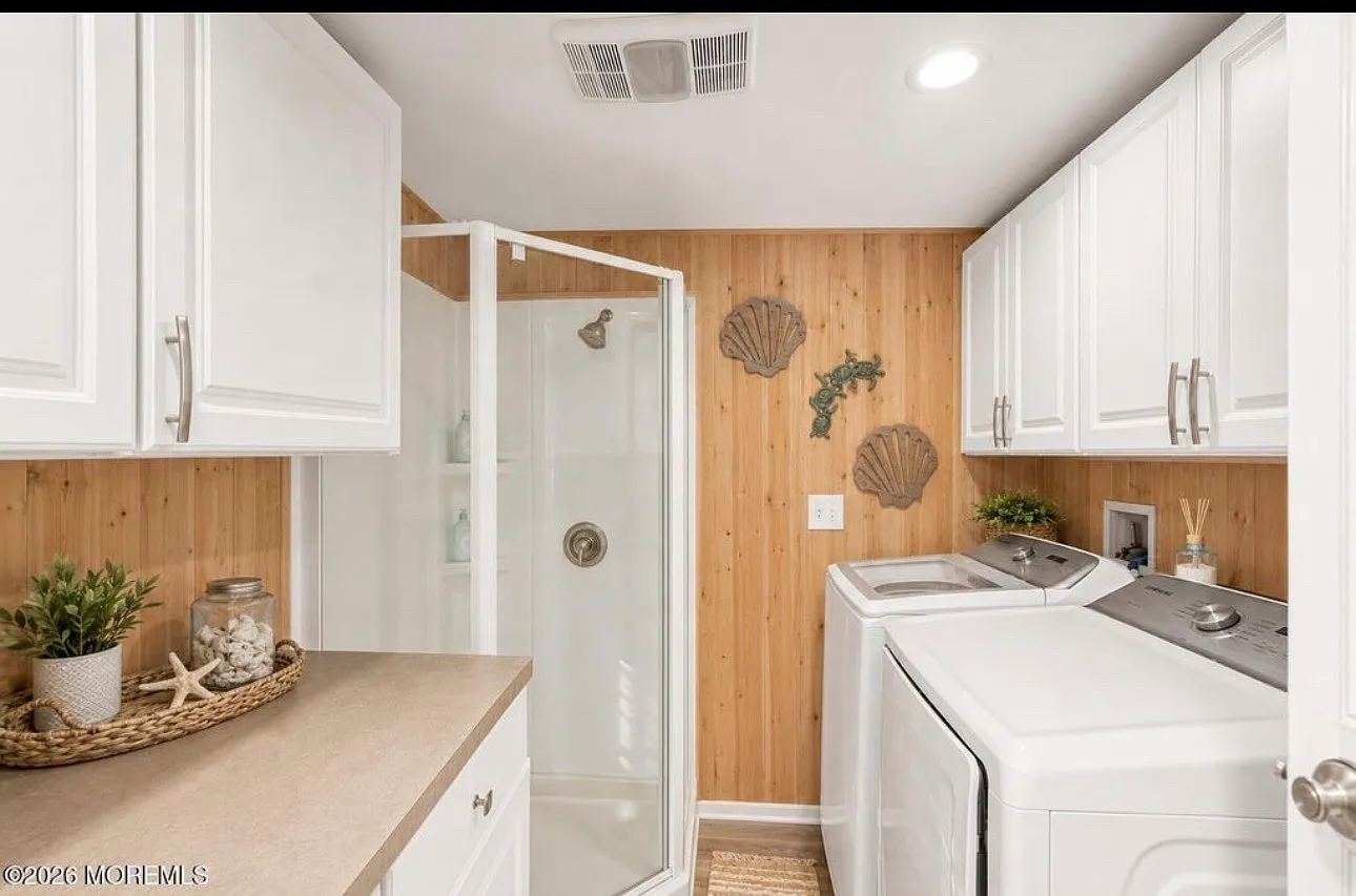 4 bed, 1300 sqft, $3,000 — Photo 3