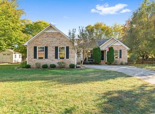 102 McClellan Ln, Harvest, AL 35749