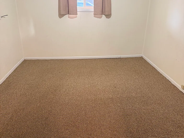 473 N Main St #17 — Photo 5