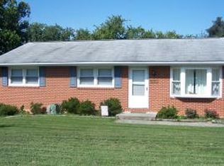 6230 Nell Cir, Roanoke, VA 24019