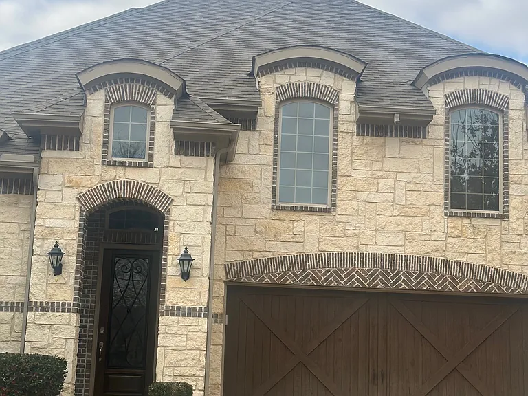 903 Red Deer Dr — Photo 3