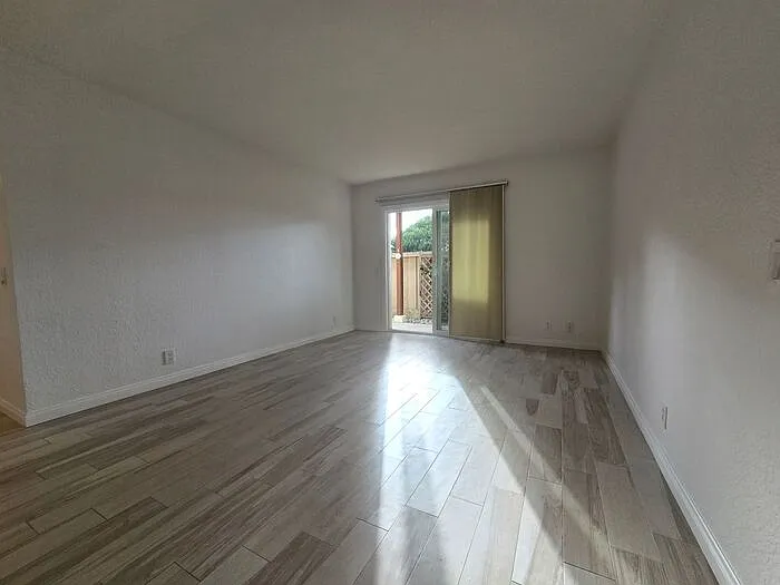 4070 Porte La Paz #18 — Photo 2