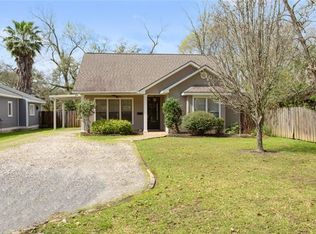 559 S 4th St, Ponchatoula, LA 70454
