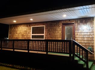 28 Lakeshore Dr, Presque Isle, ME 04769