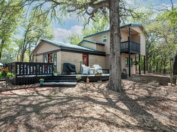 1101 Newsom Mound Rd, Springtown, TX 76082