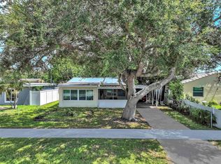 2407 Harding St, Hollywood, FL 33020