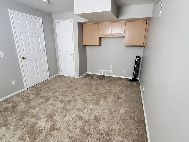 1270 E 3075 N — Photo 10