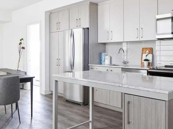 Frontier, 100 Frontier Path Point, Ottawa, ON K1J 0C5