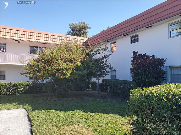 2nd image of 2600 SE Ocean Blvd APT Kk-12