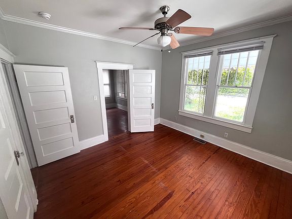 5th image of 2019 Metts Ave