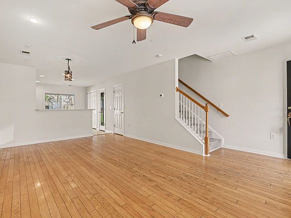 2nd image of 103 Barnacle Ln. #R-3