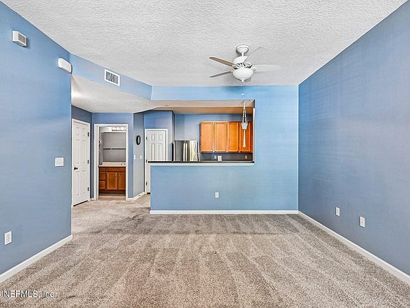 5th image of 575 OAKLEAF PLANTATION Parkway #1007