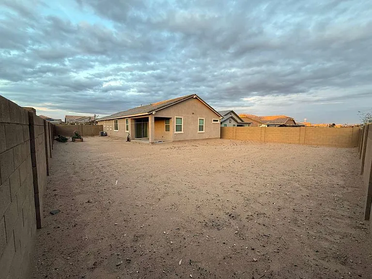 16535 W Questa Dr — Photo 28