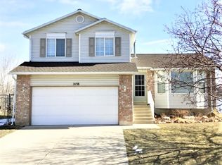 2138 N 750 W, Clinton, UT 84015