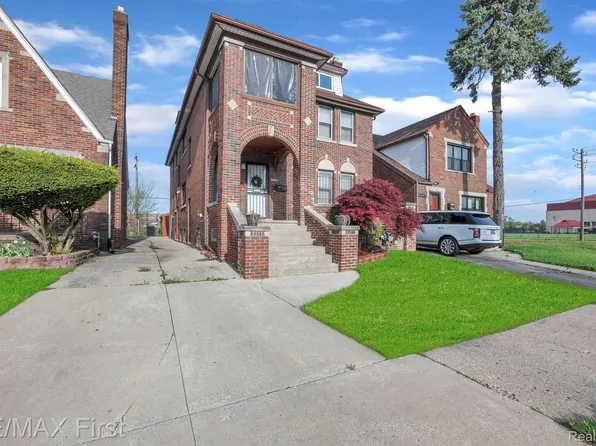 16243 Fairfield St, Detroit, MI 48221