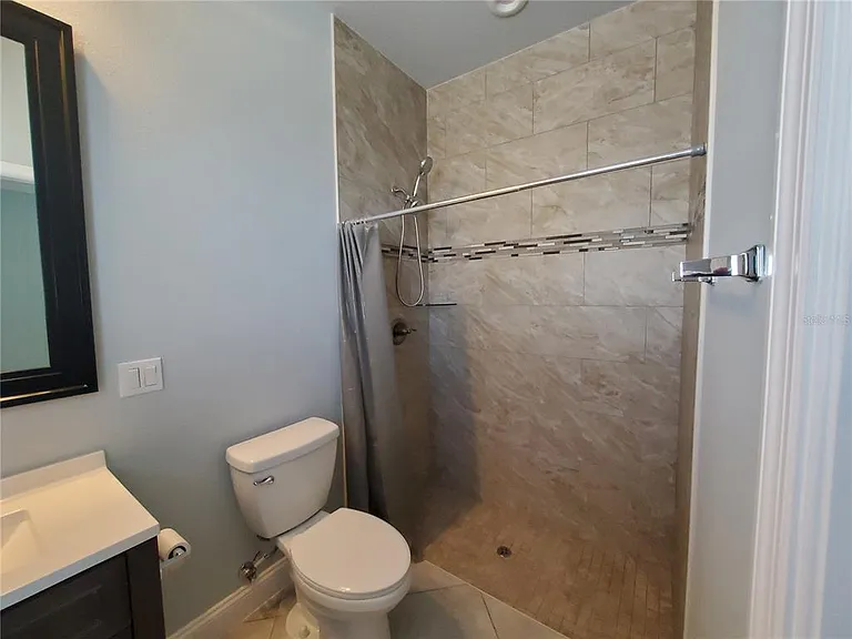 7 Empire Ln #B — Photo 11