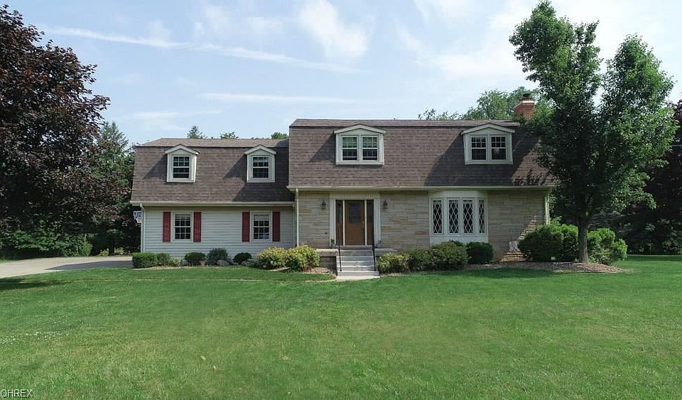 1st image of 3240 Paradise Ave